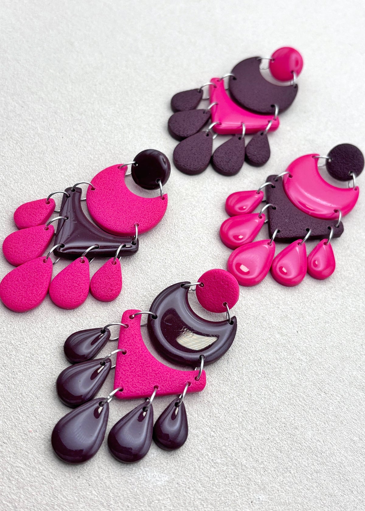 Valéria Bordeaux and Magenta