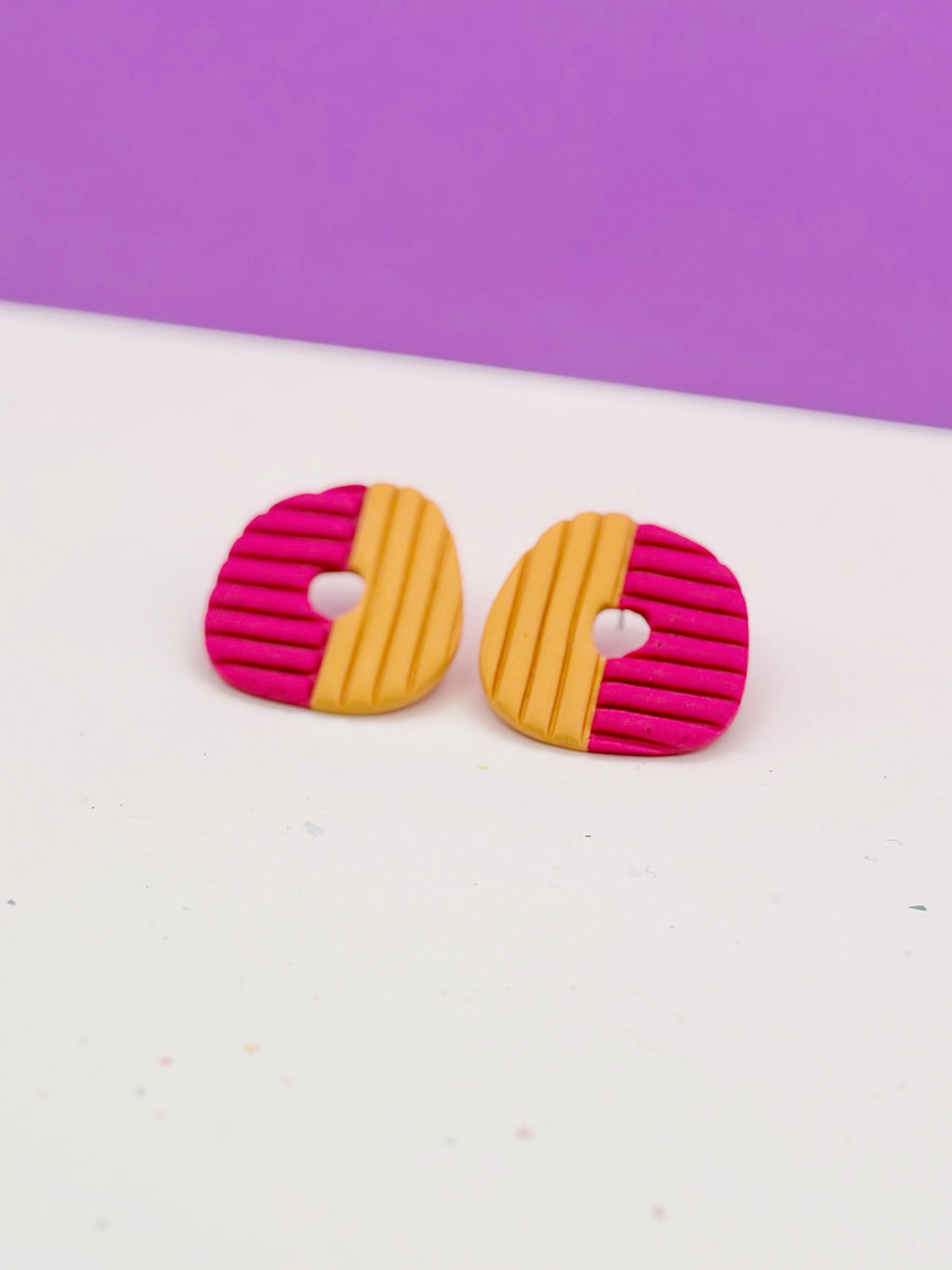 Stud Color Block